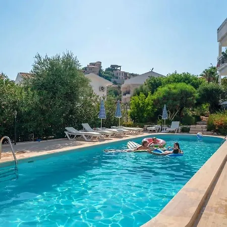 Pilu Kaş